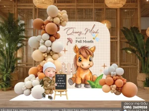 File Thiết Kế Backdrop Đầy Tháng Bé Trai Tuổi Ngọ Tông Nâu Be Ấm Áp – Decor Mẹ Gấu