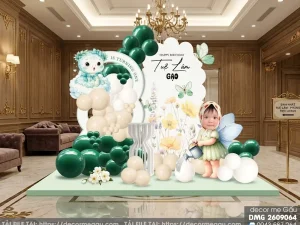 File Thiết Kế Backdrop Thôi Nôi Bé Gái Tuổi Thìn Chủ Đề Khu Vườn Cổ Tích Tông Xanh Lá – Decor Mẹ Gấu